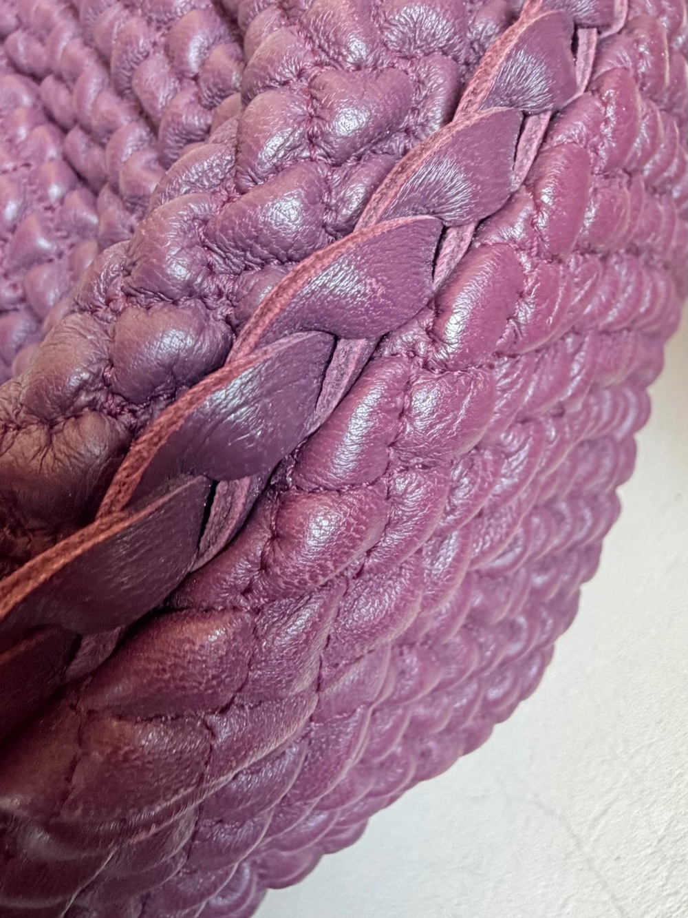 BOTTEGA VENETA Mini Ponza Leather Belly Hobo Bag Large. EXCELLENT! RT $ 3998. - Picture 4 of 16